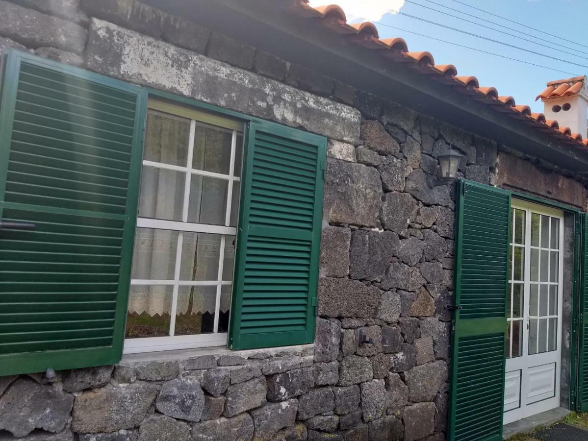 Azores Hibiscus House - Mountain And Sea São Roque do Pico Exterior photo