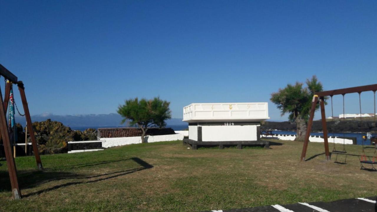 Azores Hibiscus House - Mountain And Sea São Roque do Pico Exterior photo
